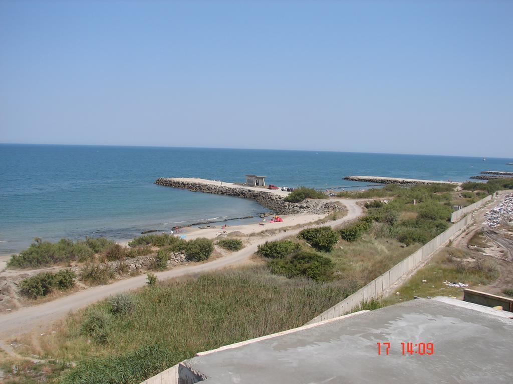 Golden Sea View Apartments Pomorie Exteriör bild