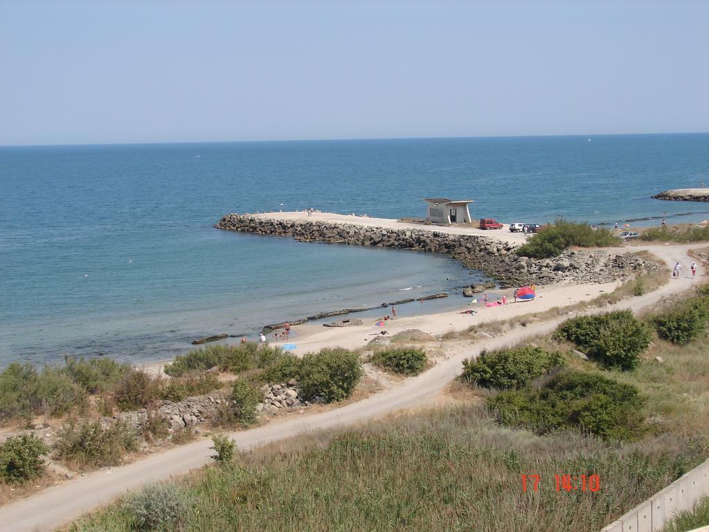 Golden Sea View Apartments Pomorie Exteriör bild